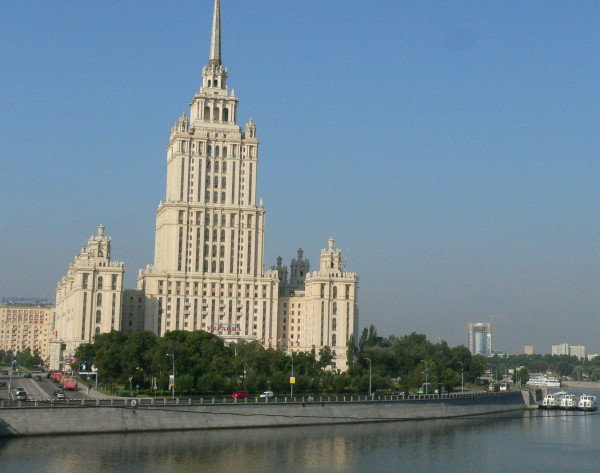 L'hotel Ukraina - gratte-ciel stalinien des années 30